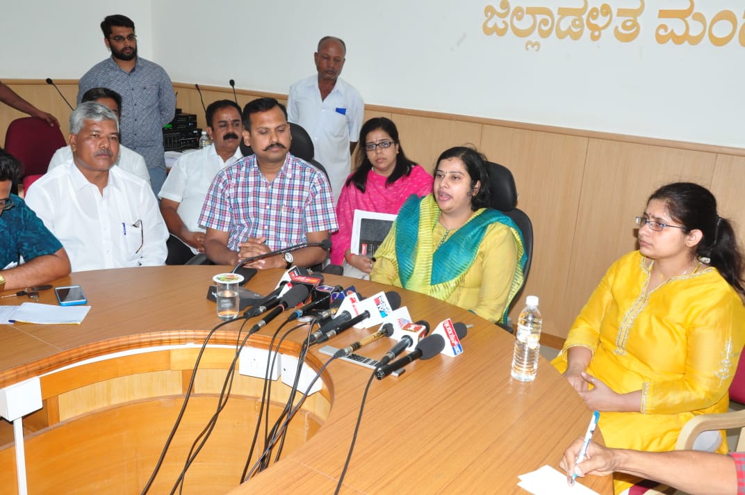 ಜೆಡಿಎಸ್ ಅಭ್ಯರ್ಥಿ ನಿಖಿಲ್ ನಾಮಪತ್ರ ಕ್ರಮಬದ್ಧ: ಜಿಲ್ಲಾ ಚುನಾವಣಾಧಿಕಾರಿ ಎನ್.ಮಂಜುಶ್ರೀ ಸ್ಪಷ್ಟನೆ