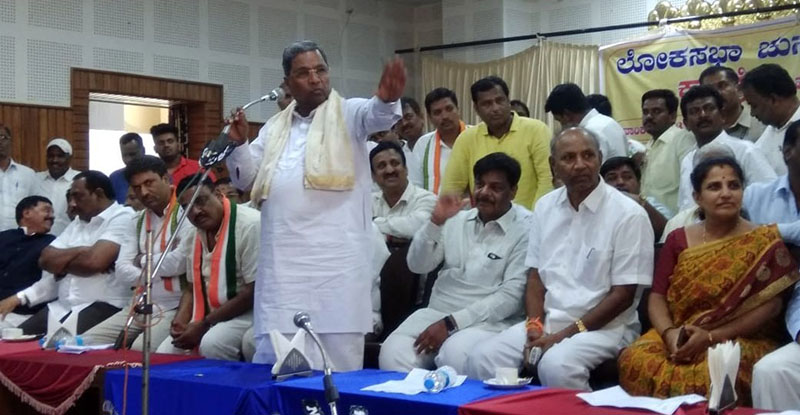 ಮೋದಿ ಮಹಾನ್ ನಾಟಕಕಾರ, ಸುಳ್ಳು ಹೇಳುವ ಪ್ರಧಾನಿ: ಸಿದ್ದರಾಮಯ್ಯ