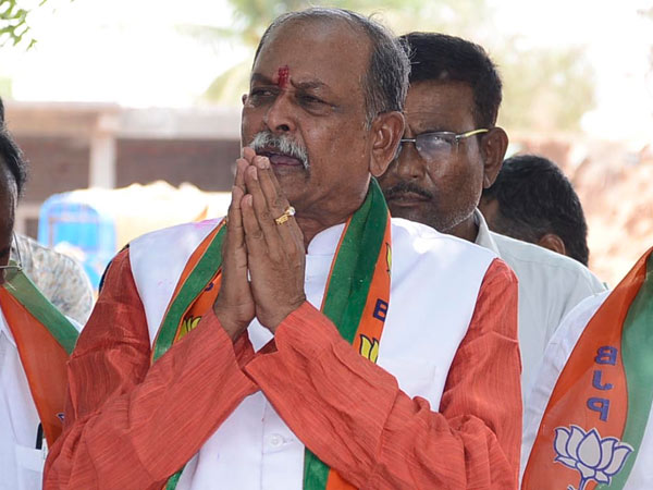 ಕೋಟಿ ವಿದ್ಯೆಗಿಂತ ಮೇಟಿ ವಿದ್ಯೆಯೇ ಮೇಲು: ಬಳ್ಳಾರಿ ಕ್ಷೇತ್ರ ಬಿಜೆಪಿ ಅಭ್ಯರ್ಥಿ ವೈ.ದೇವೇಂದ್ರಪ್ಪ