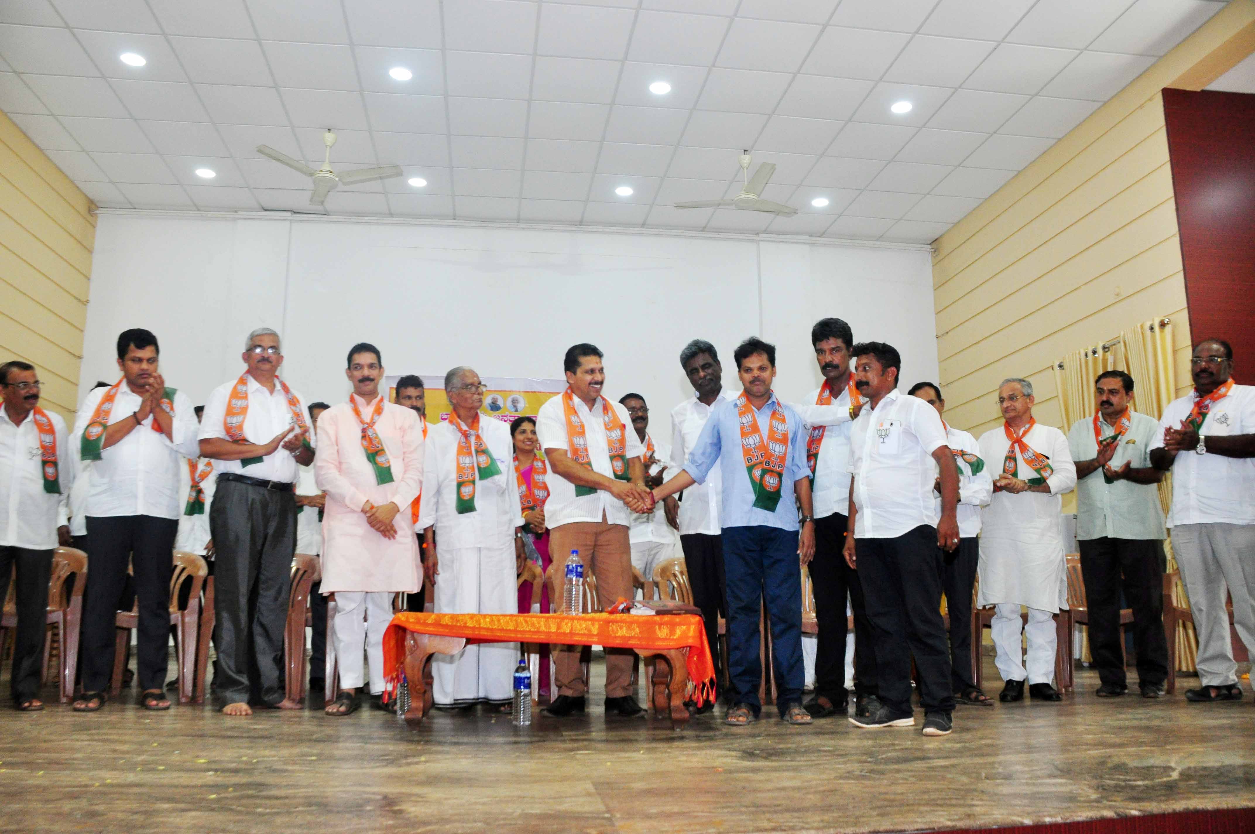 ತೊಕ್ಕೊಟ್ಟು: ಬಿಜೆಪಿ ಕಾರ್ಯಕರ್ತರ ಸಮಾವೇಶ