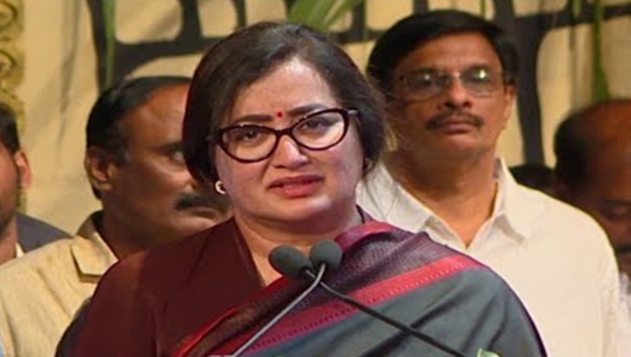 ನನಗೆ 20ನೇ ಕ್ರಮ ಸಂಖ್ಯೆ ನೀಡಿ ಜನರ ದಿಕ್ಕು ತಪ್ಪಿಸಲಾಗುತ್ತಿದೆ: ಸುಮಲತಾ ಆರೋಪ