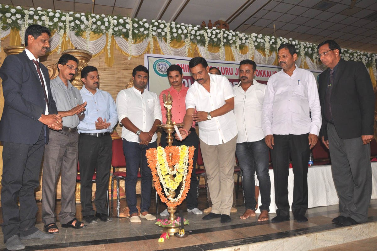 ಉನ್ನತ ವ್ಯಾಸಂಗ ಮಾಡಿ ನಮ್ಮ ದೇಶದಲ್ಲಿಯೆ ಸೇವೆ ಸಲ್ಲಿಸಬೇಕು: ಟಿ.ರಾಜಶೇಖರ್