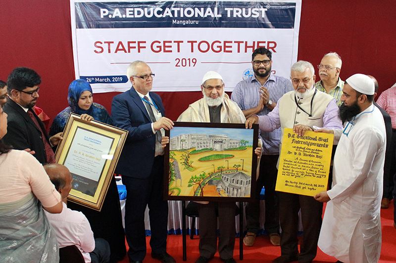 ಪಿ.ಎ. ಕಾಲೇಜ್‍ನ ಸಿಬ್ಬಂದಿ ಸಮ್ಮಿಲನ 2019 ರಲ್ಲಿ ಸಾಧಕರಿಗೆ ಸನ್ಮಾನ