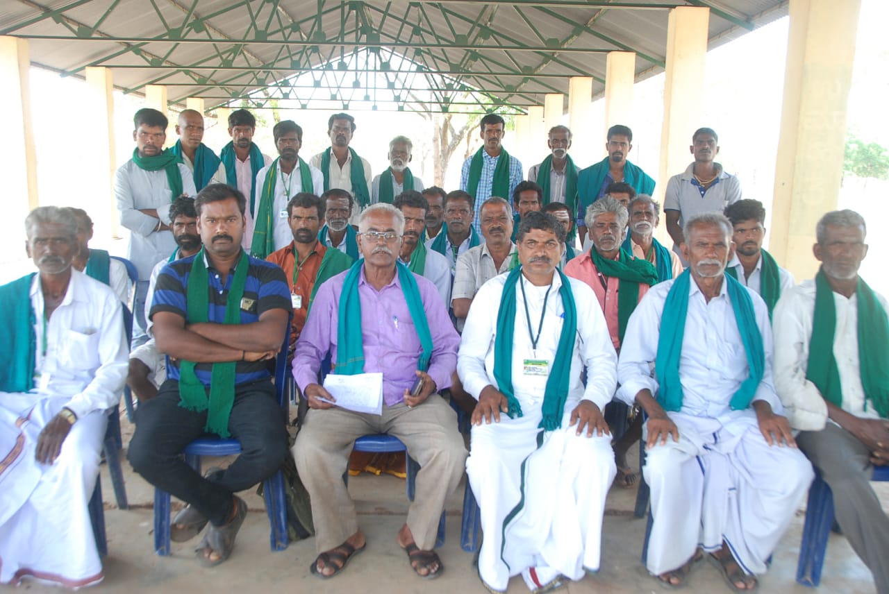 ಹನೂರು: ಮೂಲಭೂತ ಸೌಕರ್ಯ ಕಲ್ಪಿಸುವಲ್ಲಿ ವಿಫಲ; ಜನಪ್ರತಿನಿಧಿಗಳ ವಿರುದ್ಧ ರೈತ ಸಂಘ ಆಕ್ರೋಶ