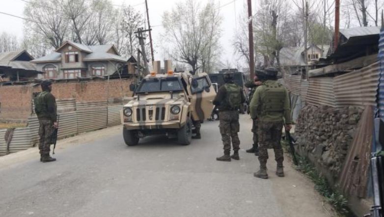 ಗಡಿಯಲ್ಲಿ ಪಾಕಿಸ್ತಾನದಿಂದ ಶೆಲ್ ದಾಳಿ: ಬಿಎಸ್‌ಎಫ್ ಅಧಿಕಾರಿ, ಬಾಲಕಿ ಸಾವು