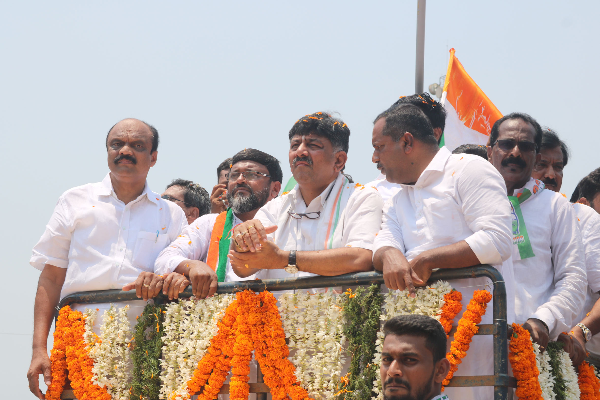 ಬೆಳ್ತಂಗಡಿಯಲ್ಲಿ ಕಾಂಗ್ರೆಸ್ ಕಾರ್ಯಕರ್ತರ ರೋಡ್ ಶೋ