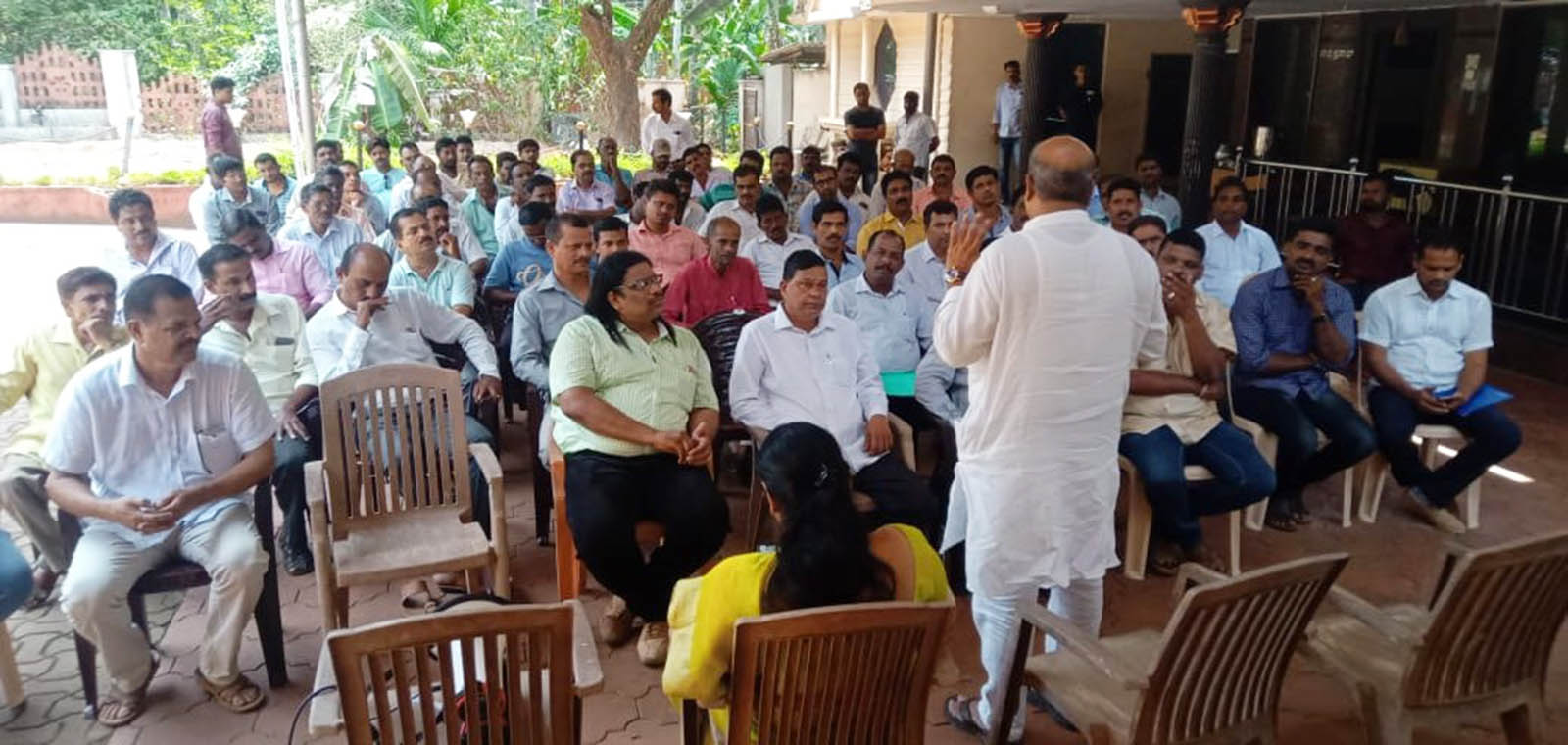 ಉಡುಪಿ: ಮರಳು ಹೋರಾಟ ಸಮಿತಿಯೊಂದಿಗೆ ಸಭೆ