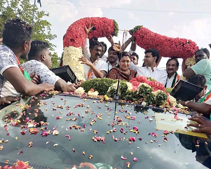 ನಟಿ ಖುಷ್ಬೂರಿಂದ ಯುವಕನಿಗೆ ಕಪಾಳಮೋಕ್ಷ!