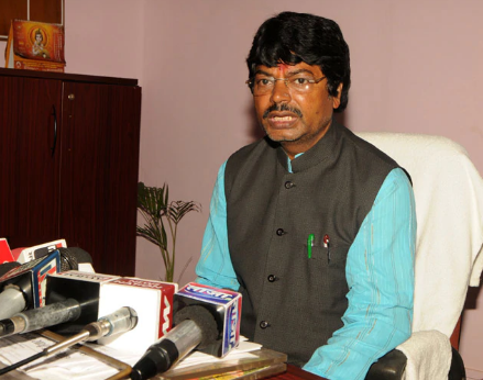 ಎ.15ರೊಳಗೆ ರಾಂಚಿ ನ್ಯಾಯಾಲಯಕ್ಕೆ ಶರಣಾಗಲು ಮಾಜಿ ಜಾರ್ಖಂಡ್ ಸಚಿವನಿಗೆ ಸುಪ್ರೀಂ ನಿರ್ದೇಶ