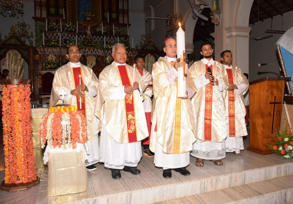 ಉಡುಪಿ ಜಿಲ್ಲೆಯಾದ್ಯಂತ ವೈಭವದ ಪಾಸ್ಕ ಜಾಗರಣೆ