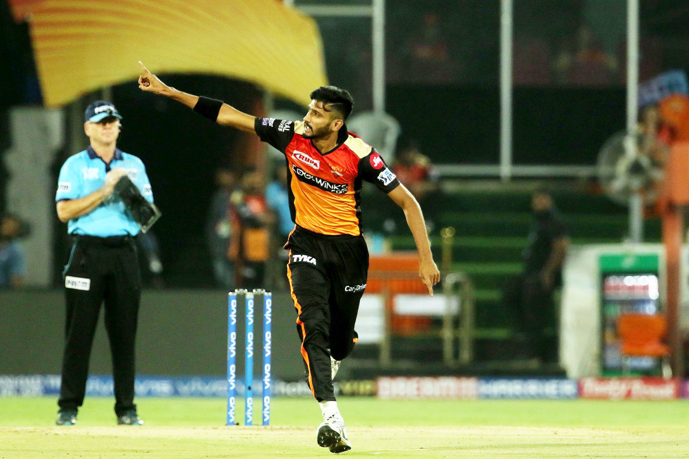 ವಿಜಯ ಪತಾಕೆ ಹಾರಿಸಿದ ಹೈದರಾಬಾದ್