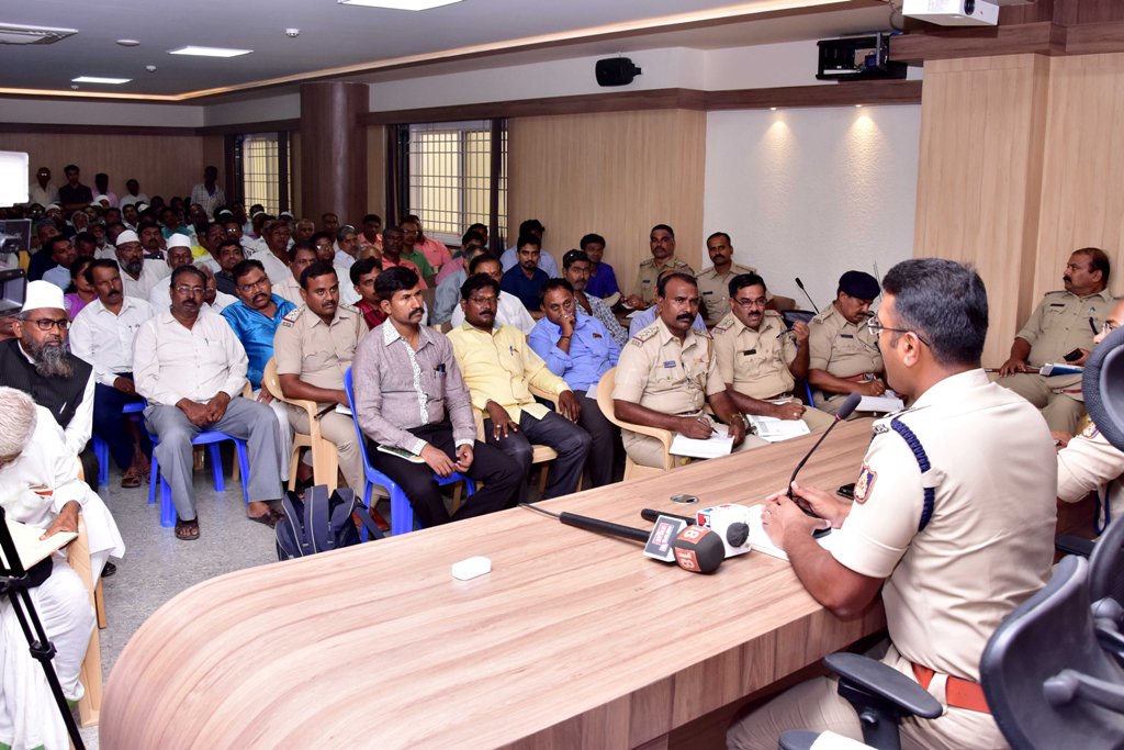 ಶ್ರೀಲಂಕಾದಲ್ಲಿ ಸರಣಿ ಸ್ಫೋಟ ಹಿನ್ನೆಲೆ: ಸಾರ್ವಜನಿಕ ಸುರಕ್ಷತಾ ಕ್ರಮಕ್ಕೆ ದಾವಣಗೆರೆ ಎಸ್‍ಪಿ ಸೂಚನೆ