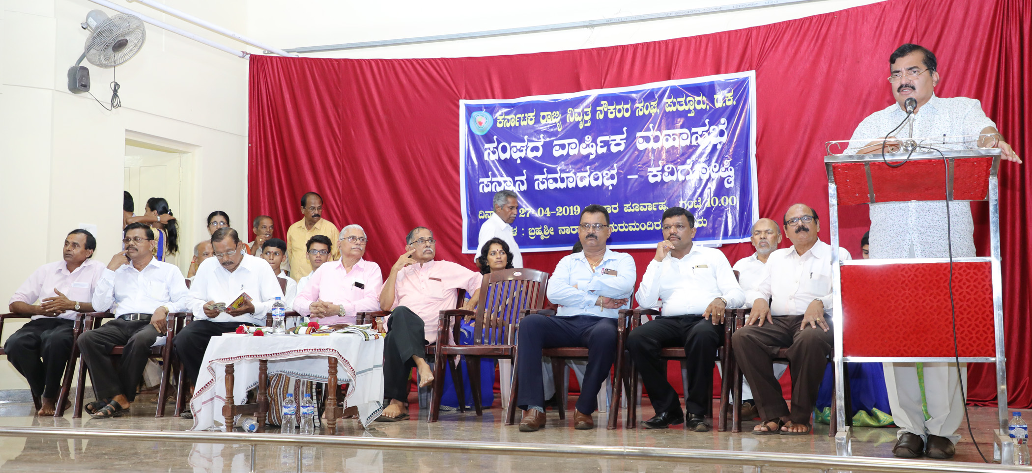 ರಾಜಕಾರಣಿಗಳು ಹಾಗೂ ಧಾರ್ಮಿಕ ಮುಖಂಡರಿಂದ ಧರ್ಮಗಳ ನಡುವೆ ಕಂದಕ ಸೃಷ್ಠಿ: ಮೋಹನ್ ಆಳ್ವ