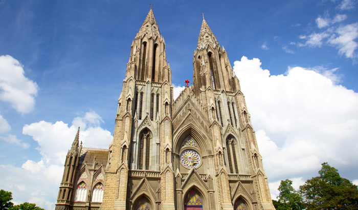 ಮೈಸೂರು: ಕ್ರೈಸ್ತರ ಪ್ರಾರ್ಥನೆ ವೇಳೆ ಚರ್ಚ್ ಬಳಿ ನಿಂತು ಒಗ್ಗಟ್ಟು ಪ್ರದರ್ಶಿಸಲು ಮುಸ್ಲಿಮರಿಗೆ ಕರೆ