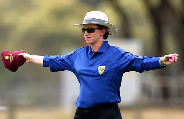 ಪುರುಷರ ಏಕದಿನ ಕ್ರಿಕೆಟ್ ಪಂದ್ಯಕ್ಕೆ ಪ್ರಪ್ರಥಮ ಮಹಿಳಾ ಅಂಪೈರ್!