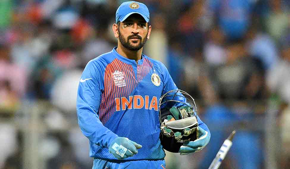 ಸುಪ್ರೀಂ ಕೋರ್ಟ್ ಮೆಟ್ಟಿಲೇರಿದ ಕ್ರಿಕೆಟಿಗ ಧೋನಿ