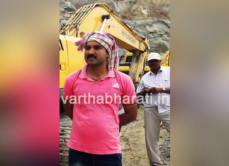 ಮಾರುವೇಷದಲ್ಲಿ ಕಲ್ಲು ಗಣಿಗಾರಿಕೆ ಸ್ಥಳದ ಮೇಲೆ ದಾಳಿ ನಡೆಸಿದ ಶಿವಮೊಗ್ಗ ತಹಶೀಲ್ದಾರ್ !