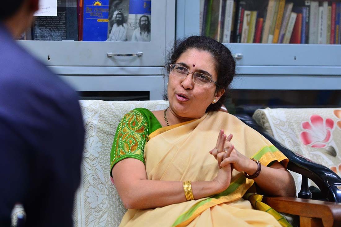 ತೇಜಸ್ವಿ ಸೂರ್ಯ ಪರ ಪ್ರಚಾರಕ್ಕೆ ಗೈರು: ತೇಜಸ್ವಿನಿ ಅನಂತಕುಮಾರ್ ನಡೆ ಇನ್ನೂ ನಿಗೂಢ!