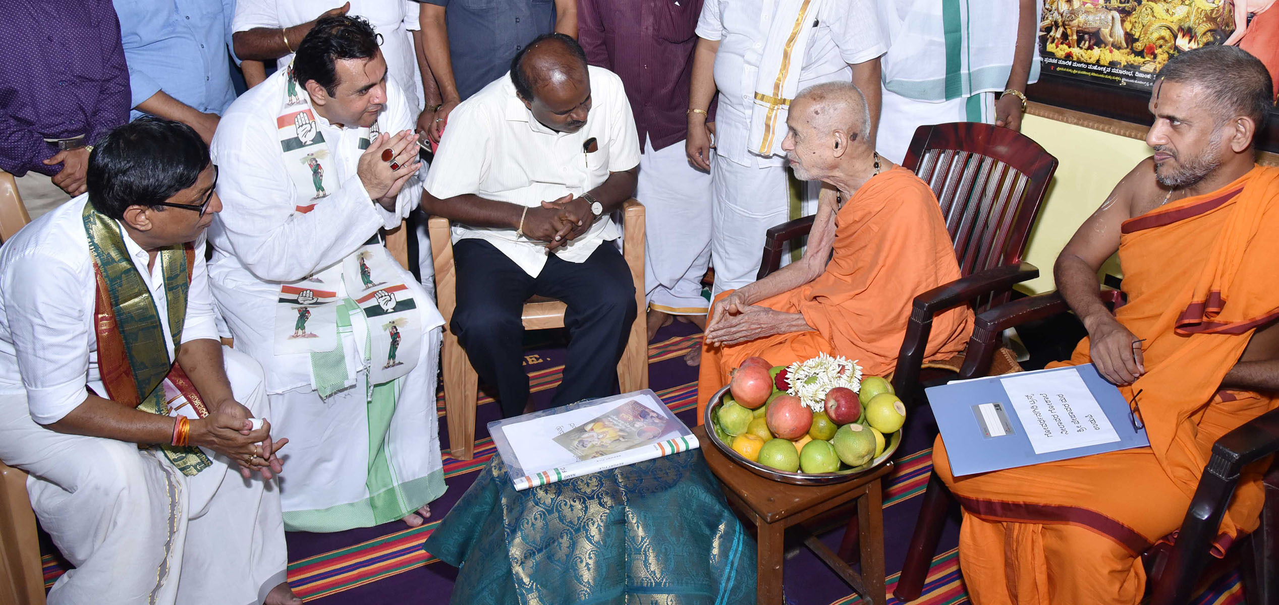 ಎಂಆರ್‌ಪಿಎಲ್ ವಿಸ್ತರಣೆ ಕೈಬಿಡುವಂತೆ ಮುಖ್ಯಮಂತ್ರಿಗೆ ಪೇಜಾವರ ಶ್ರೀ ಮನವಿ