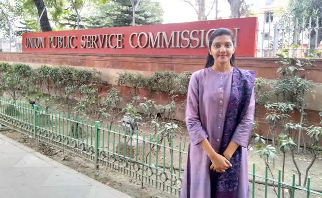 ಸಾಮಾಜಿಕ ಮಾಧ್ಯಮ ಖಾತೆ ನಿಷ್ಕ್ರಿಯಗೊಳಿಸಿ ಪರೀಕ್ಷೆಯ ಸಿದ್ಧತೆ: ಯುಪಿಎಸ್ಸಿ 5ನೇ ಟಾಪರ್ ಸೃಷ್ಟಿ ದೇಶ್‌ಮುಖ್