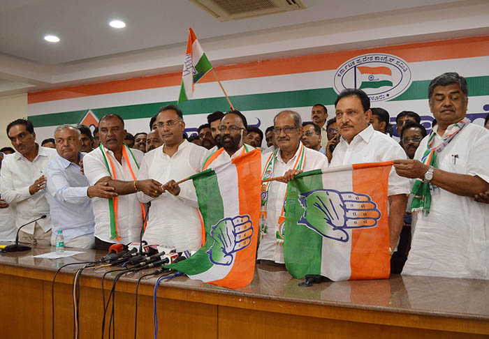 ಬಿಜೆಪಿಯಿಂದ ಧರ್ಮ-ಜಾತಿ ಆಧಾರದ ಮೇಲೆ ದೇಶವನ್ನು ಒಡೆಯುವ ಕೆಲಸ: ದಿನೇಶ್ ಗುಂಡೂರಾವ್