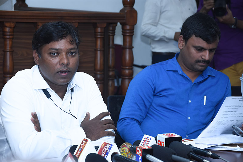 ಆಯ್ದು ವಿವಿಪ್ಯಾಟ್‌ಗಳಲ್ಲಿ ದಾಖಲಾದ ಮತಗಳ ಎಣಿಕೆ - ಡಿಸಿ ಸಸಿಕಾಂತ್ ಸೆಂಥಿಲ್‌