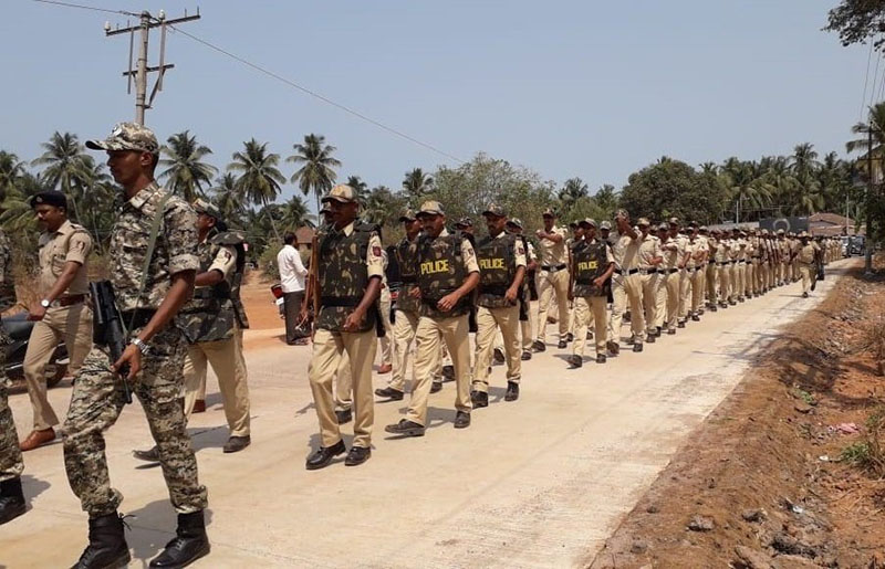 ಕುಂದಾಪುರ: ಸೂಕ್ಷ್ಮ ಪ್ರದೇಶಗಳಲ್ಲಿ ಪೊಲೀಸ್ ಪಥಸಂಚಲನ