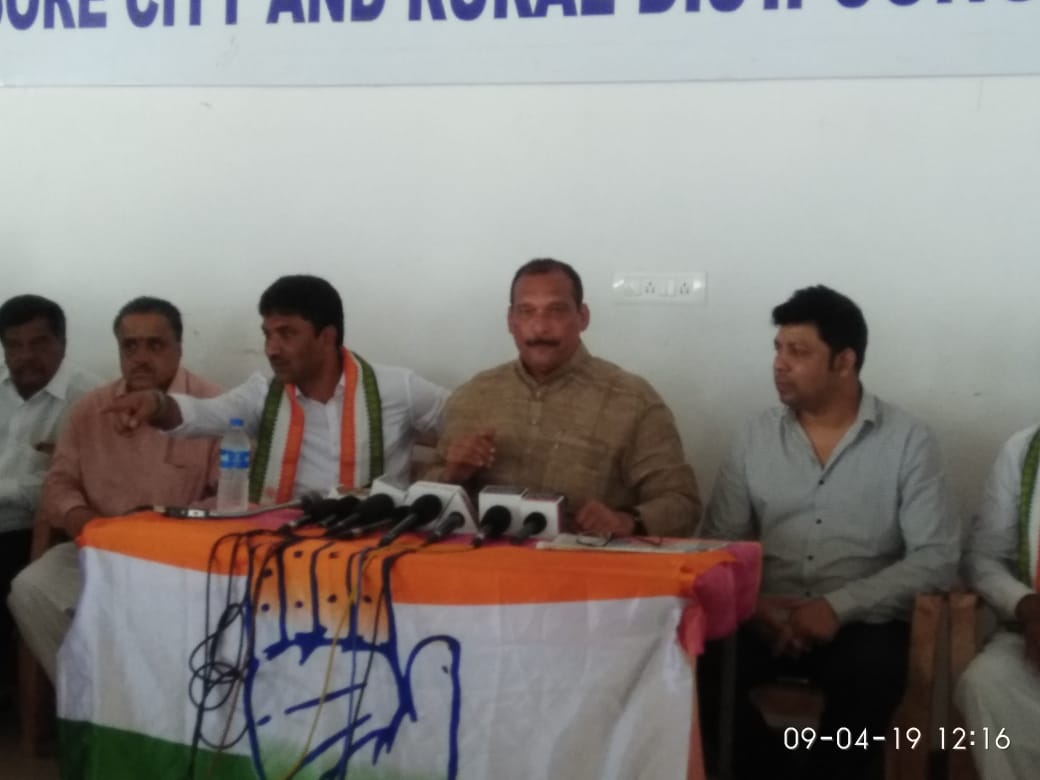 ದೇಶದ ಜನರಿಗೆ ಎರಡನೇ ಟೋಪಿ ಹಾಕಲು ಪ್ರಧಾನಿ ಮೋದಿ ಮುಂದಾಗಿದ್ದಾರೆ: ಐವನ್ ಡಿಸೋಜ