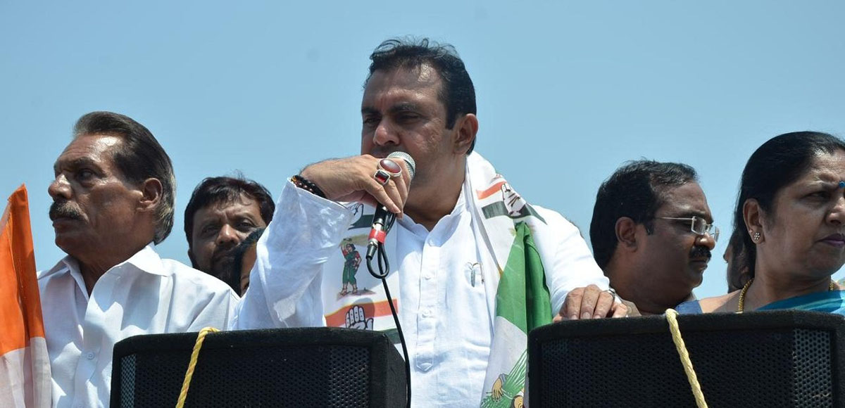 ಸೋಲಿನ ಭಯದಿಂದ ಶೋಭಾ ಹತಾಶೆ: ಪ್ರಮೋದ್ ಮಧ್ವರಾಜ್