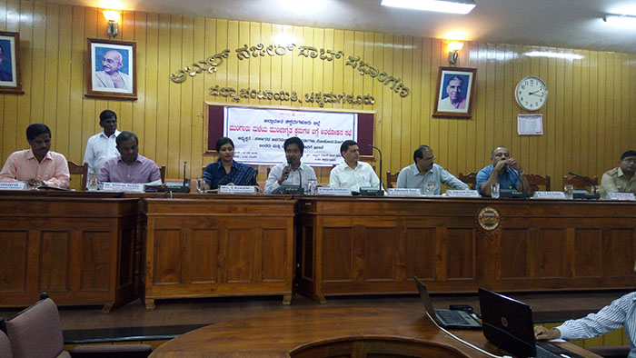 ಪ್ರಕೃತಿ ವಿಕೋಪದ ಸವಾಲು ಎದುರಿಸಲು ಅಧಿಕಾರಿಗಳು ಸನ್ನದ್ಧರಾಗಿ: ರಜನೀಶ್ ಗೋಯಲ್ ಸೂಚನೆ