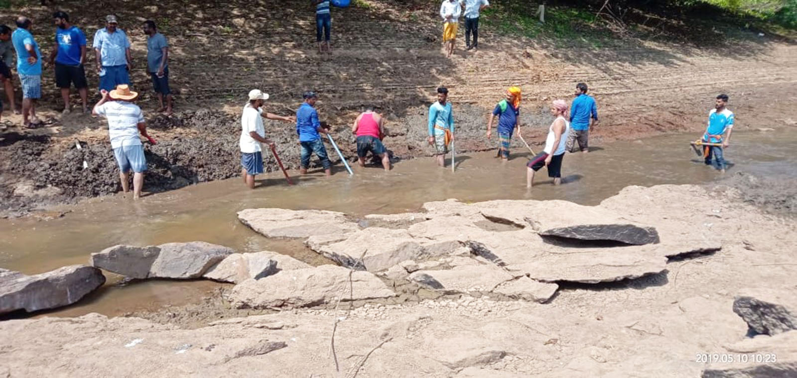 ಬಜೆ ಅಣೆಕಟ್ಟಿನಲ್ಲಿ 2ನೇ ದಿನವೂ ಮುಂದುವರಿದ ಶ್ರಮದಾನ