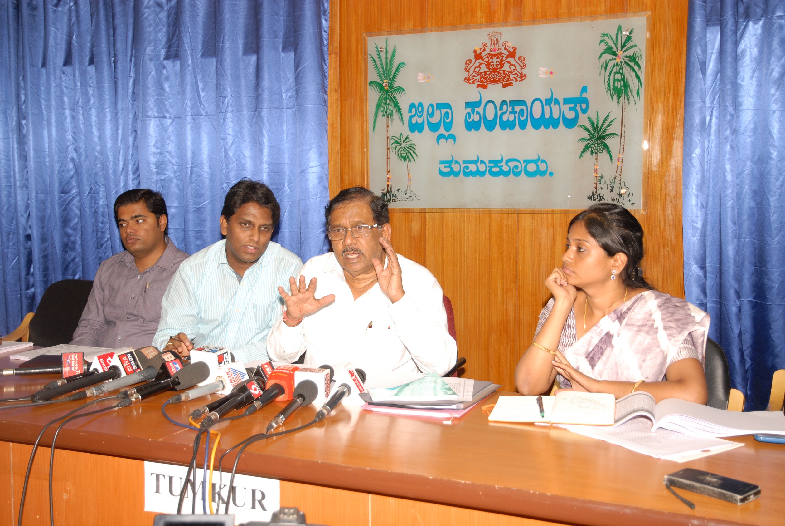 ಬರ ನಿರ್ವಹಣೆ ಸಮರ್ಪಕ: ಡಾ.ಜಿ.ಪರಮೇಶ್ವರ್ ಶ್ಲಾಘನೆ