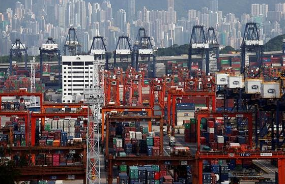 ಚೀನಾ ಸರಕಿನ ಮೇಲೆ ಅಮೆರಿಕದ 25 ಶೇ. ಆಮದು ತೆರಿಗೆ ಜಾರಿ