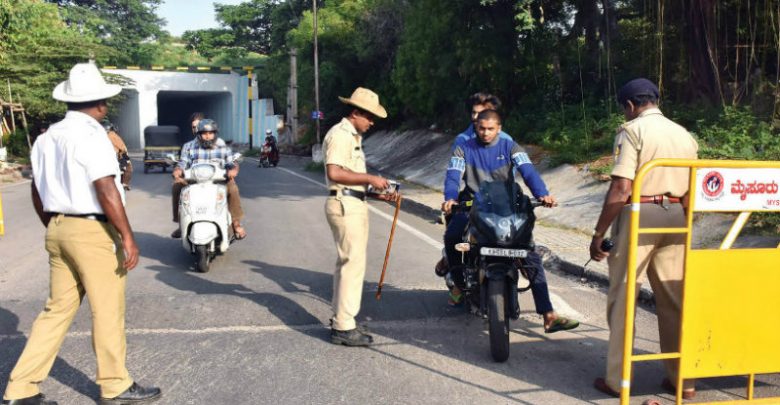 ಮೈಸೂರು: ಮೂವರು ಸರಗಳ್ಳರ ಬಂಧನ; ಲಕ್ಷಾಂತರ ರೂ. ಮೌಲ್ಯದ ಚಿನ್ನಾಭರಣ ವಶ