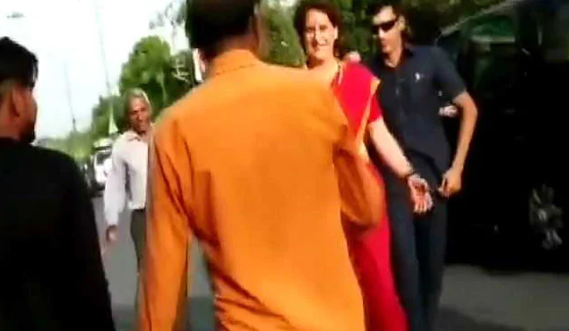 ಮೋದಿ ಘೋಷಣೆ ಕೂಗುತ್ತಿದ್ದ ಬಿಜೆಪಿ ಬೆಂಬಲಿಗರ ಬಳಿ ಕಾರು ನಿಲ್ಲಿಸಿದ ಪ್ರಿಯಾಂಕಾ: ನಂತರ ನಡೆದದ್ದೇನು?