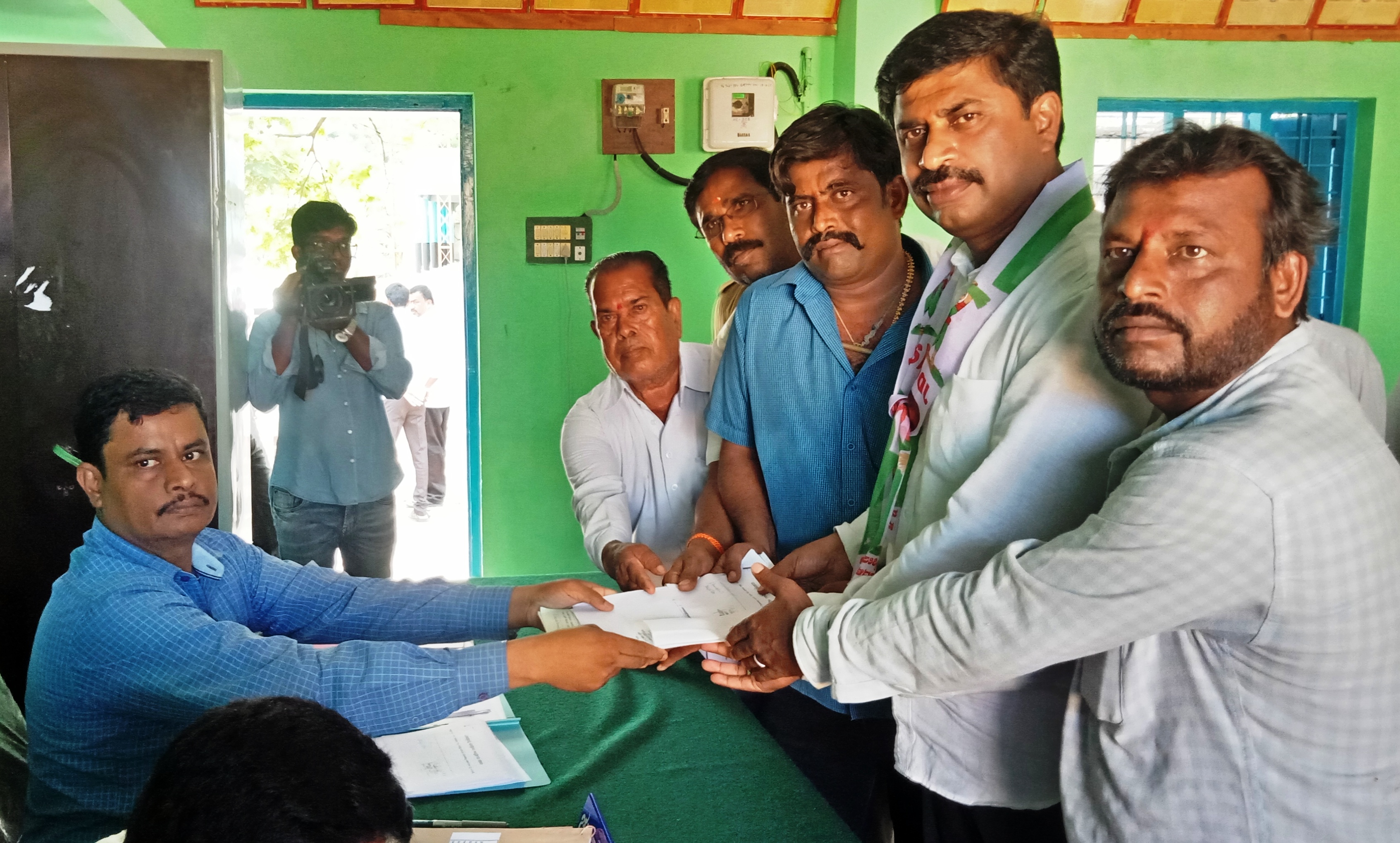 ಹನೂರು ಪ.ಪಂ. ಚುನಾವಣೆ: 39 ನಾಮಪತ್ರಗಳು ಸಲ್ಲಿಕೆ