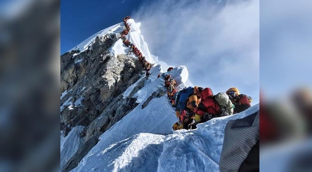 ಮೌಂಟ್ ಎವರೆಸ್ಟ್ ನಲ್ಲೂ ಜನಜಂಗುಳಿ!