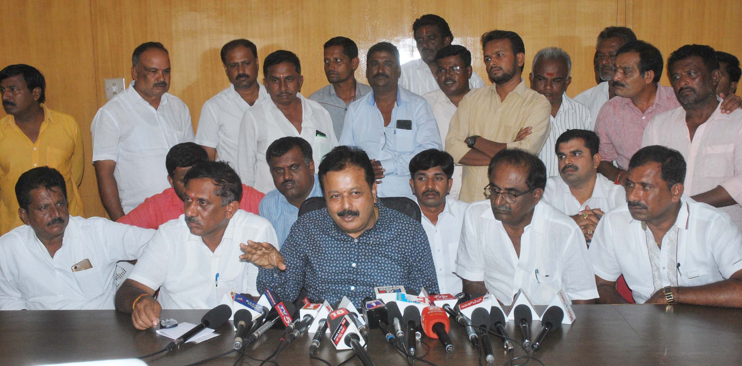 ದೌರ್ಜನ್ಯ ಮುಂದುವರೆದರೆ ಸುಮ್ಮನೆ ಕೂರುವುದಿಲ್ಲ: ಸರಕಾರದ ವಿರುದ್ಧ ಚಲುವರಾಯಸ್ವಾಮಿ ಆಕ್ರೋಶ