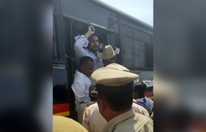 ಭೂಸ್ವಾಧೀನ ವಿರೋಧಿಸಿ ಪ್ರತಿಭಟನೆ: ಶಾಸಕಿ ಲಕ್ಷ್ಮಿಹೆಬ್ಬಾಳ್ಕರ್ ಪುತ್ರ ಪೊಲೀಸ್ ವಶಕ್ಕೆ