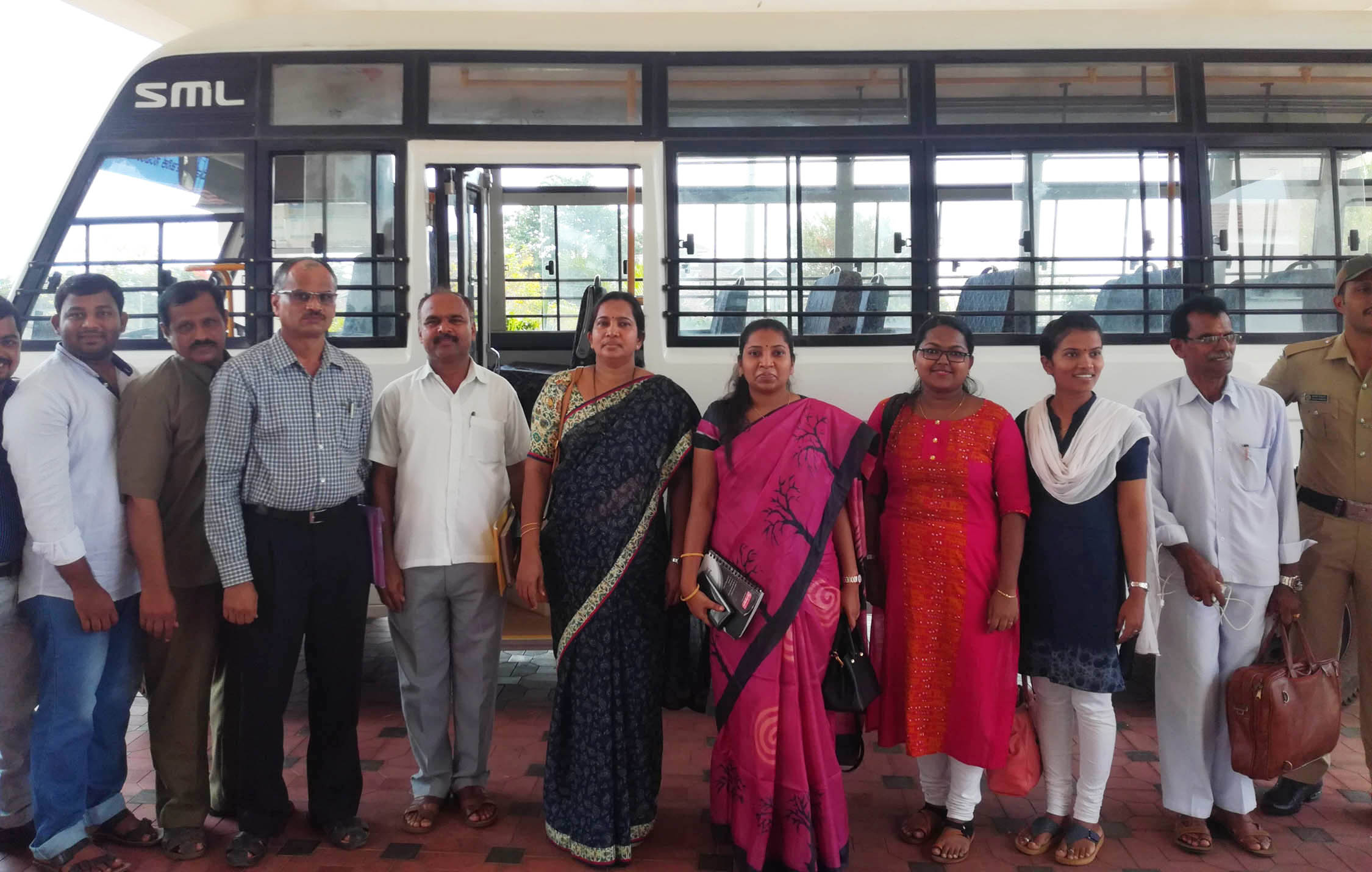 ಸಾರ್ವಜನಿಕ ಸಮೂಹ ಸಾರಿಗೆ ಬಳಕೆಗೆ ಮುನ್ನುಡಿ ಬರೆದ ಜಿಲ್ಲಾಧಿಕಾರಿ ಹೆಪ್ಸಿಬಾ