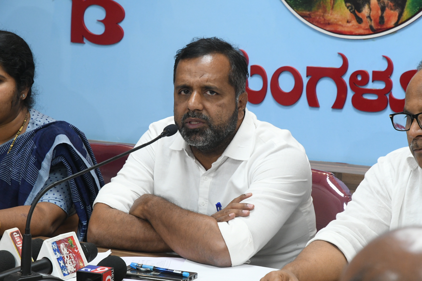 ಜೂ.6ರವರೆಗೆ ಹಳೆ ಪಾಸ್ ಬಳಸಿ: ಸಚಿವ ಖಾದರ್