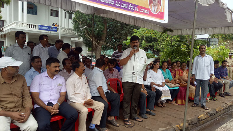 ಪ್ರಾಪರ್ಟಿ ಕಾರ್ಡ್ ಗೊಂದಲದ ವಿರುದ್ಧ ಬಿಜೆಪಿ ಪ್ರತಿಭಟನೆ