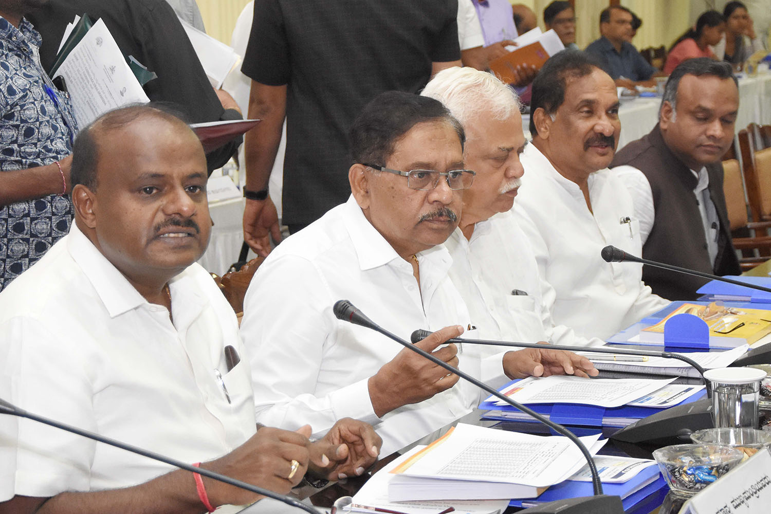 ಬಿತ್ತನೆ ಬೀಜ-ರಸಗೊಬ್ಬರ ಪೂರೈಕೆಗೆ ಕ್ರಮ ವಹಿಸಿ: ಅಧಿಕಾರಿಗಳಿಗೆ ಮುಖ್ಯಮಂತ್ರಿ ಸೂಚನೆ