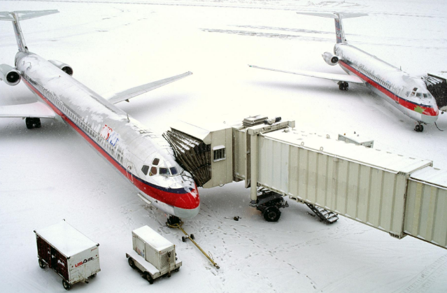 ವಿಮಾನ ಅಪಘಾತದ ಮೃತದೇಹಗಳನ್ನು ತೆಗೆಯಲು ಪ್ರತಿಕೂಲ ಹವಾಮಾನ ಅಡ್ಡಿ: ವಾಯುಪಡೆ