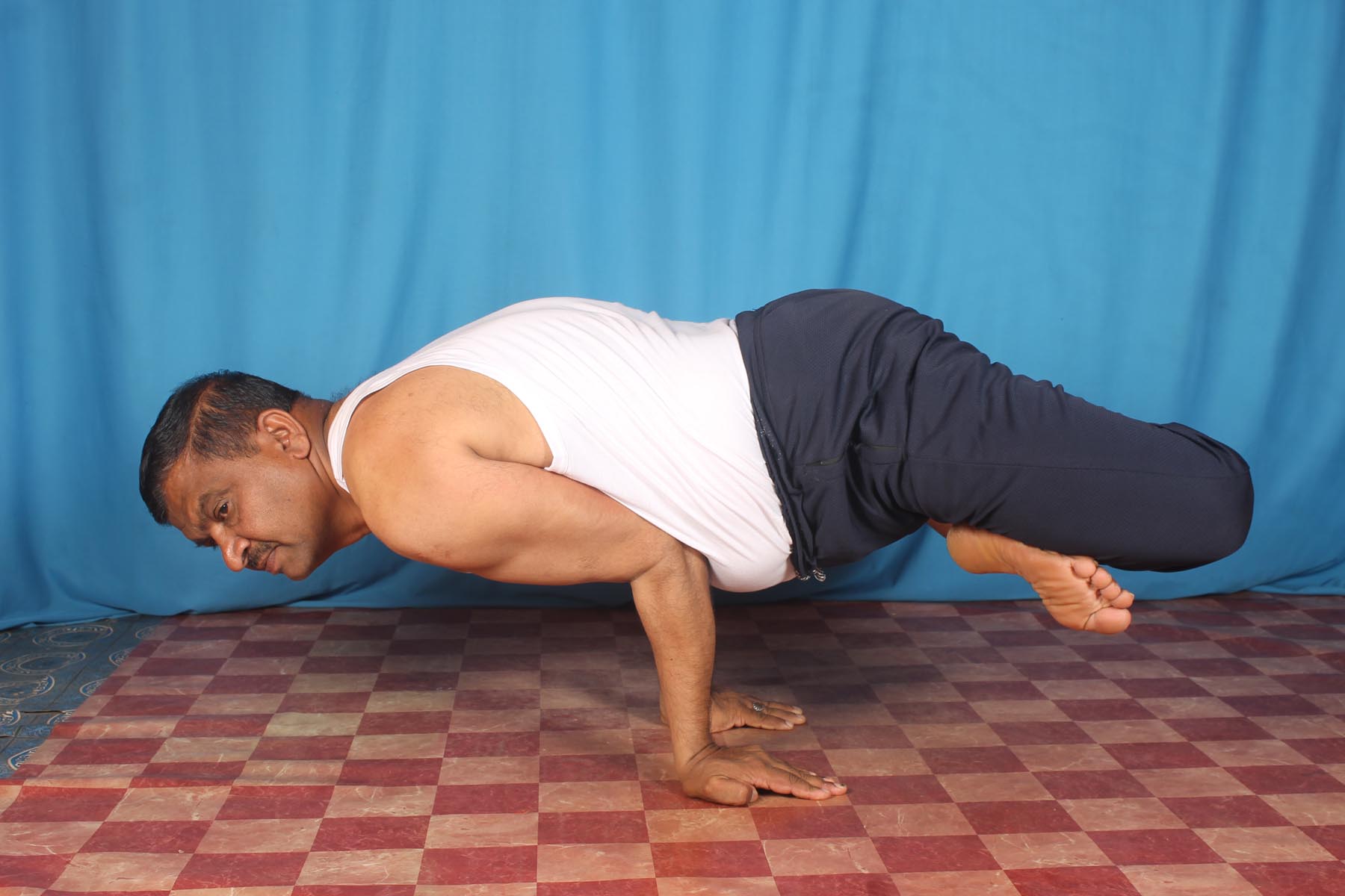 ಯೋಗ ಕ್ಷೇತ್ರದಲ್ಲಿ ಸಾಧನೆ ಹಾದಿಯಲ್ಲಿ ಅಲ್ತಾಫ್ ಹುಸೇನ್