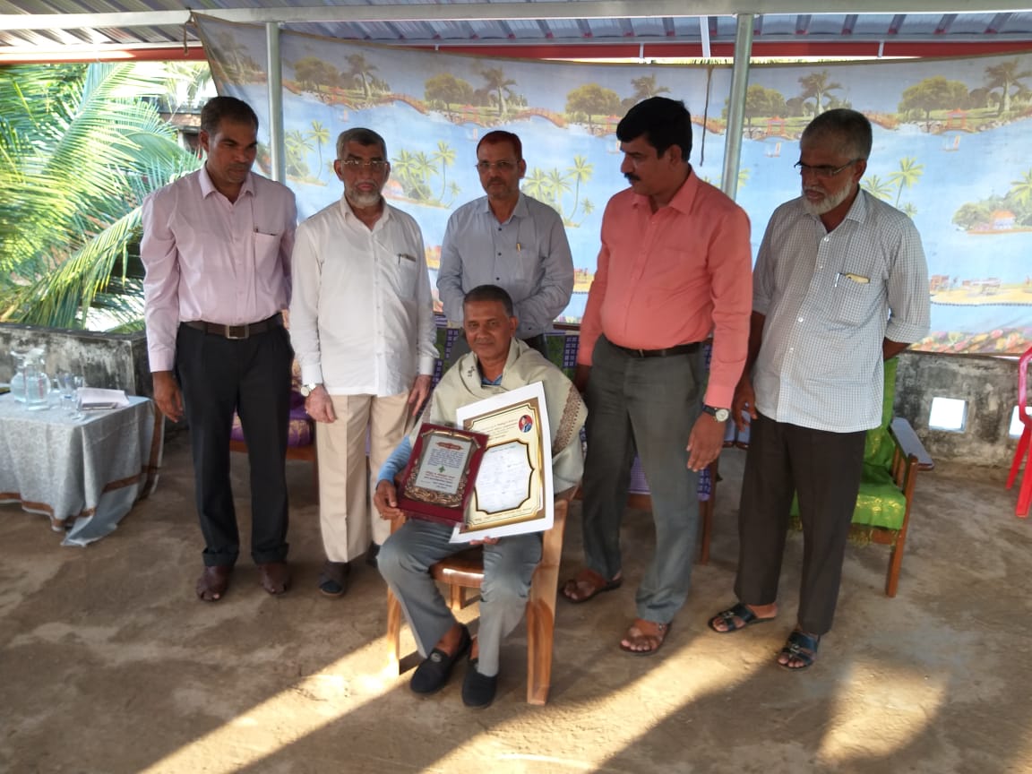 ಶಿಕ್ಷಕ ಬಿ.ಎಂ ತುಂಬೆಗೆ ಬೀಳ್ಕೊಡುಗೆ ಕಾರ್ಯಕ್ರಮ