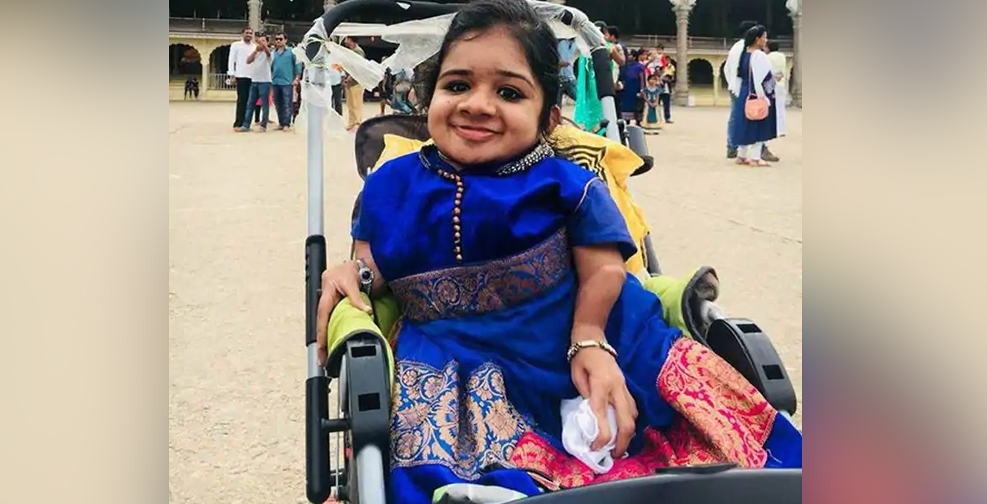 ಆಕ್ಸಿಜನ್ ಸಿಲಿಂಡರ್ ನೊಂದಿಗೆ ಯುಪಿಎಸ್ಸಿ ಪರೀಕ್ಷೆ ಬರೆದ ಲತೀಶಾ ಅನ್ಸಾರಿ