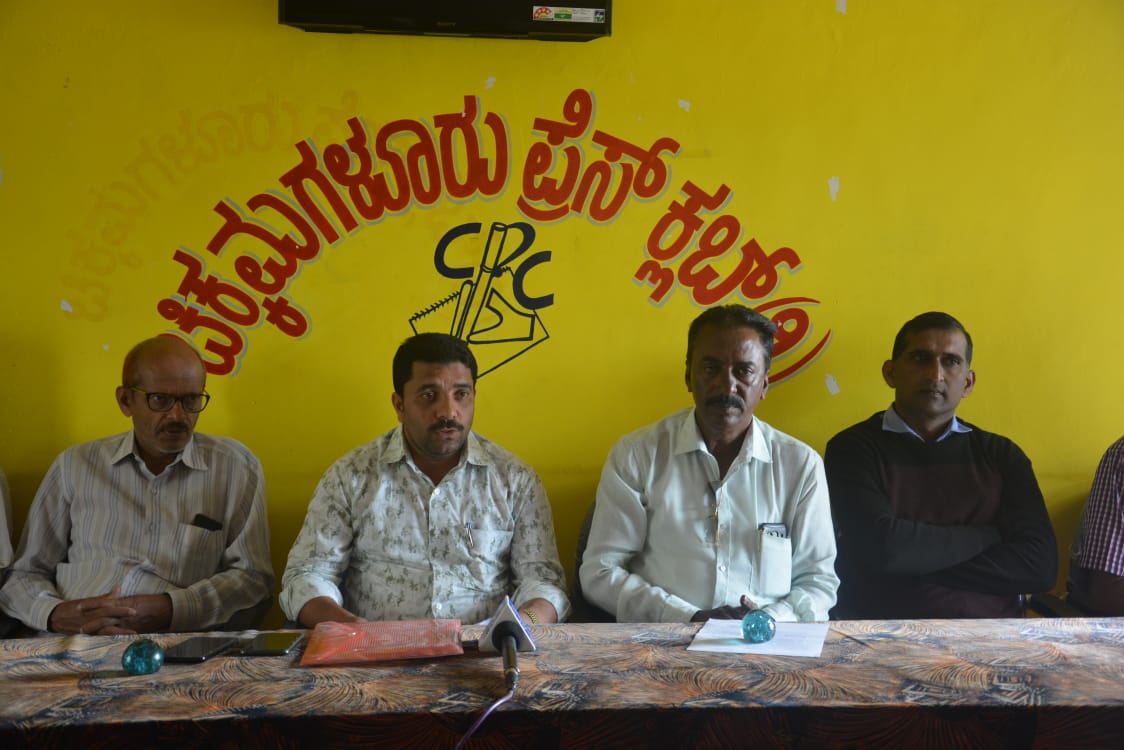 ವರ್ಷವಾದರೂ ಅನ್ವರ್ ಹತ್ಯೆ ಆರೋಪಿಗಳ ಸುಳಿವಿಲ್ಲ: ತನಿಖೆಗೆ ಪೊಲೀಸ್ ಇಲಾಖೆ ನಿರ್ಲಕ್ಷ್ಯ- ಸಹೋದರ ಆರೋಪ