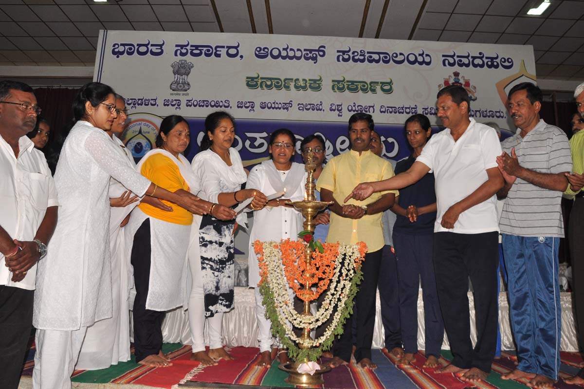 ಮಾನಸಿಕ, ದೈಹಿಕ ಆರೋಗ್ಯಕ್ಕೆ ಯೋಗ ಸಹಕಾರಿ: ಚಿಕ್ಕಮಗಳೂರು ಜಿ.ಪಂ ಅಧ್ಯಕ್ಷೆ ಸುಜಾತಾ