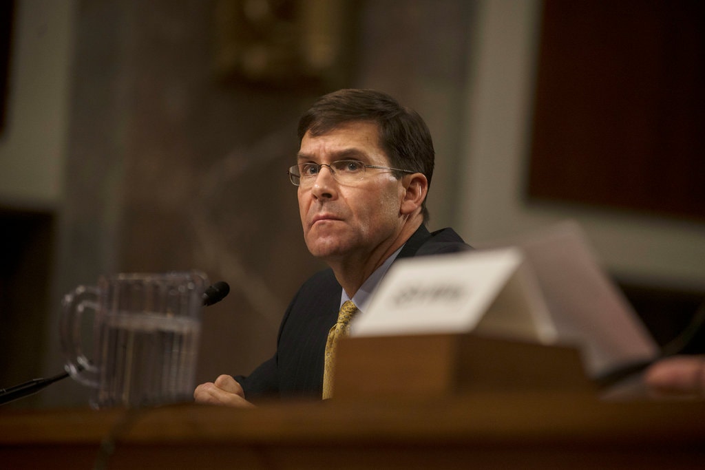 ಅಮೆರಿಕ ರಕ್ಷಣಾ ಕಾರ್ಯದರ್ಶಿಯಾಗಿ ಮಾರ್ಕ್ ಎಸ್ಪರ್ ನೇಮಿಸಿದ ಟ್ರಂಪ್